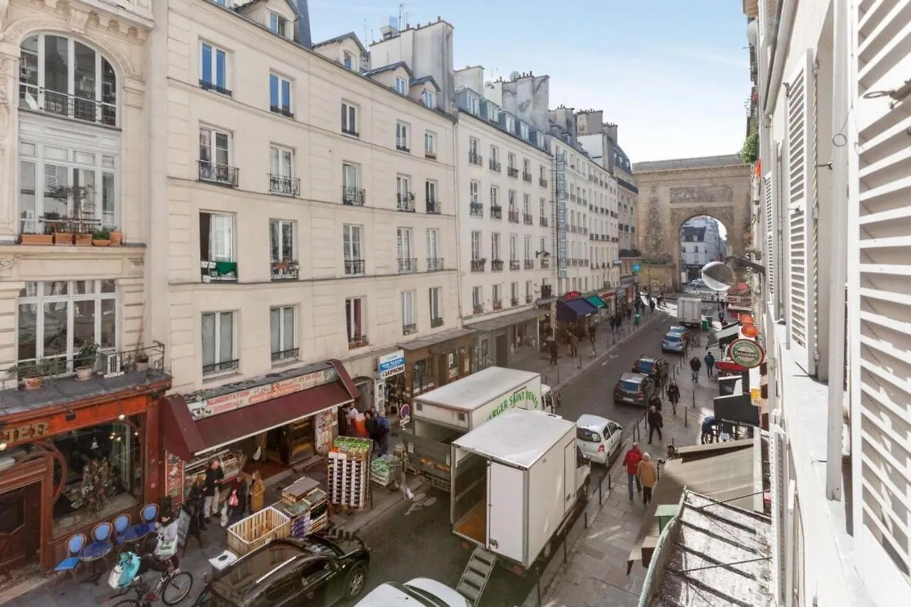 Amazing 2 Bedroom Parisian Flat شقة *